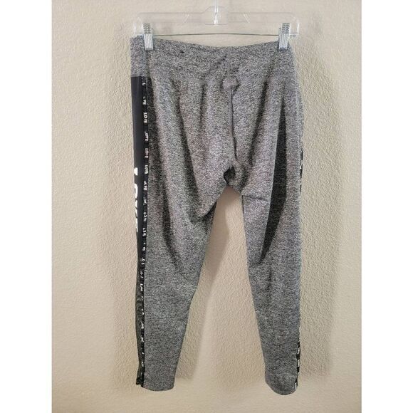 Thrill Performance Women's Black Gray Love Print Workout Legging Pants Size 3X - Picture 2 of 3